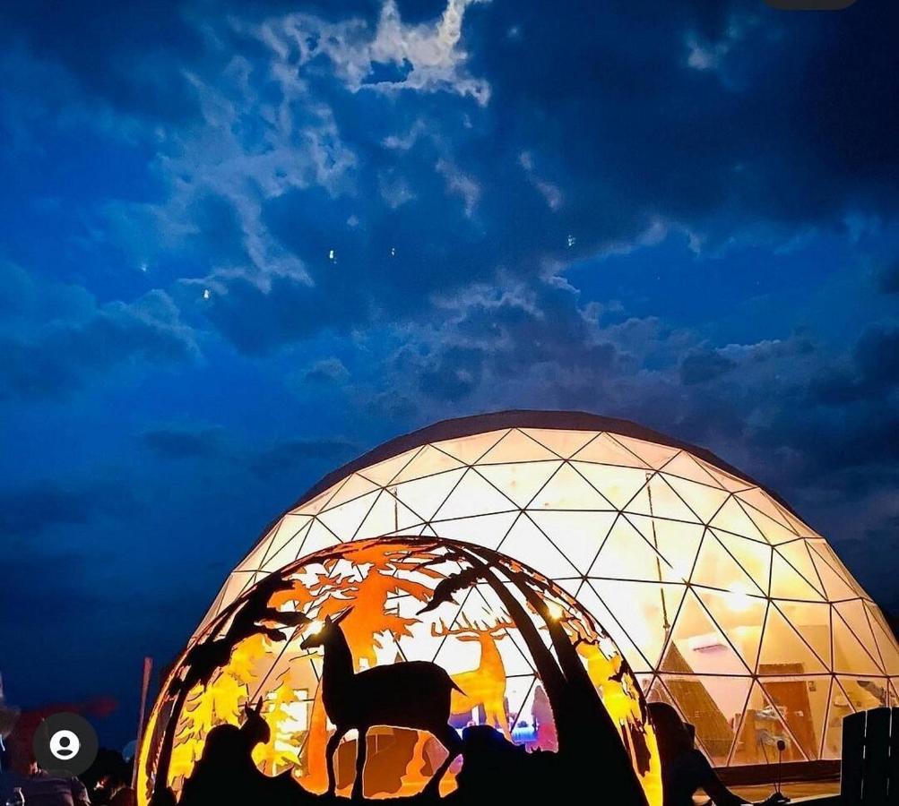Clear Sky Resorts - Grand Canyon - Unique Sky Domes Valle Exteriér fotografie
